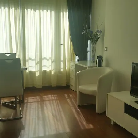 Victor Cousin Studio Apartment Cannes